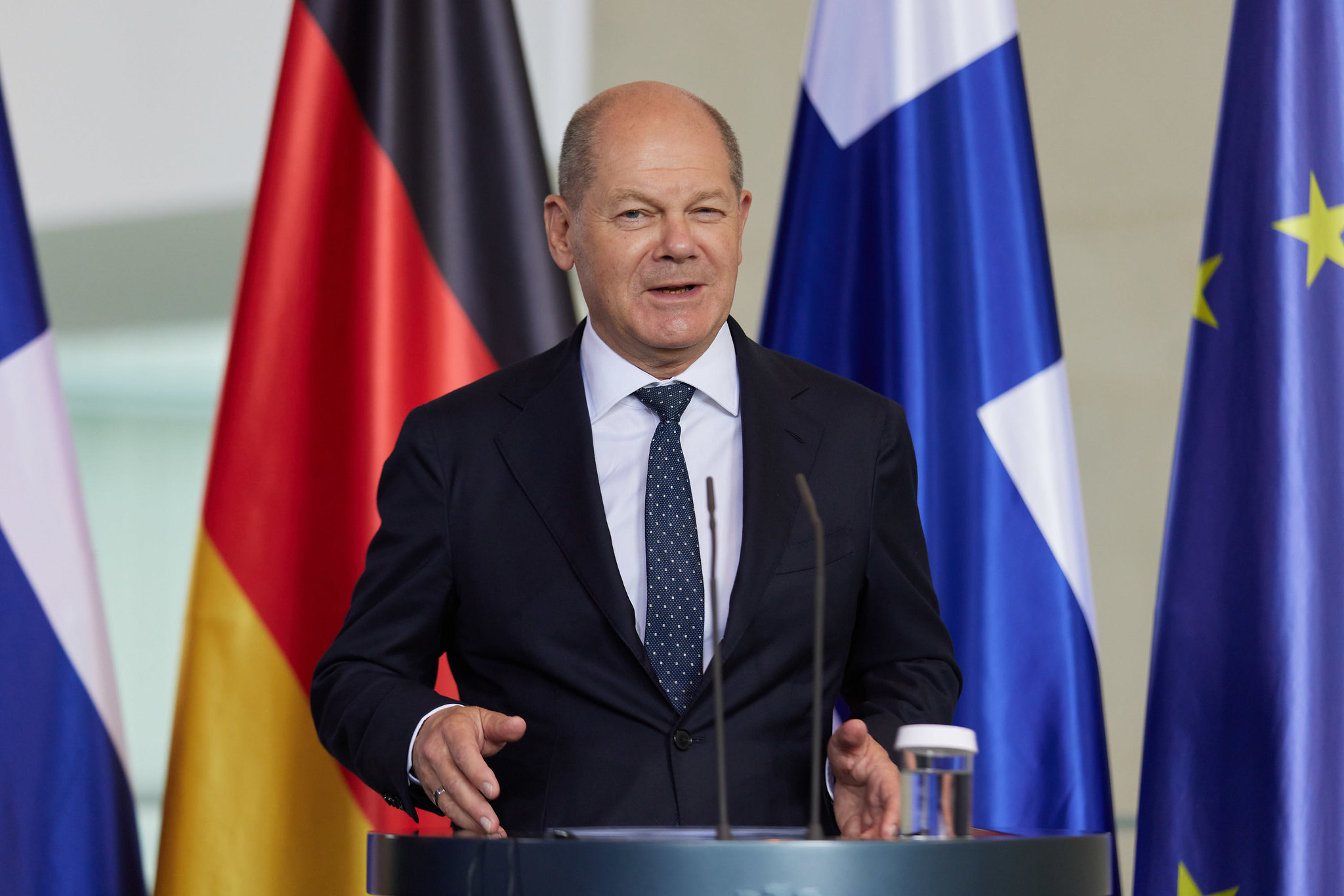 Picture of German chancellor Olof Scholz